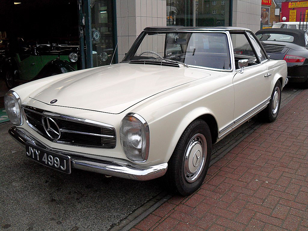 1971 Mercedes Benz 280SL Pagoda RHD For Sale | Chelsea Cars